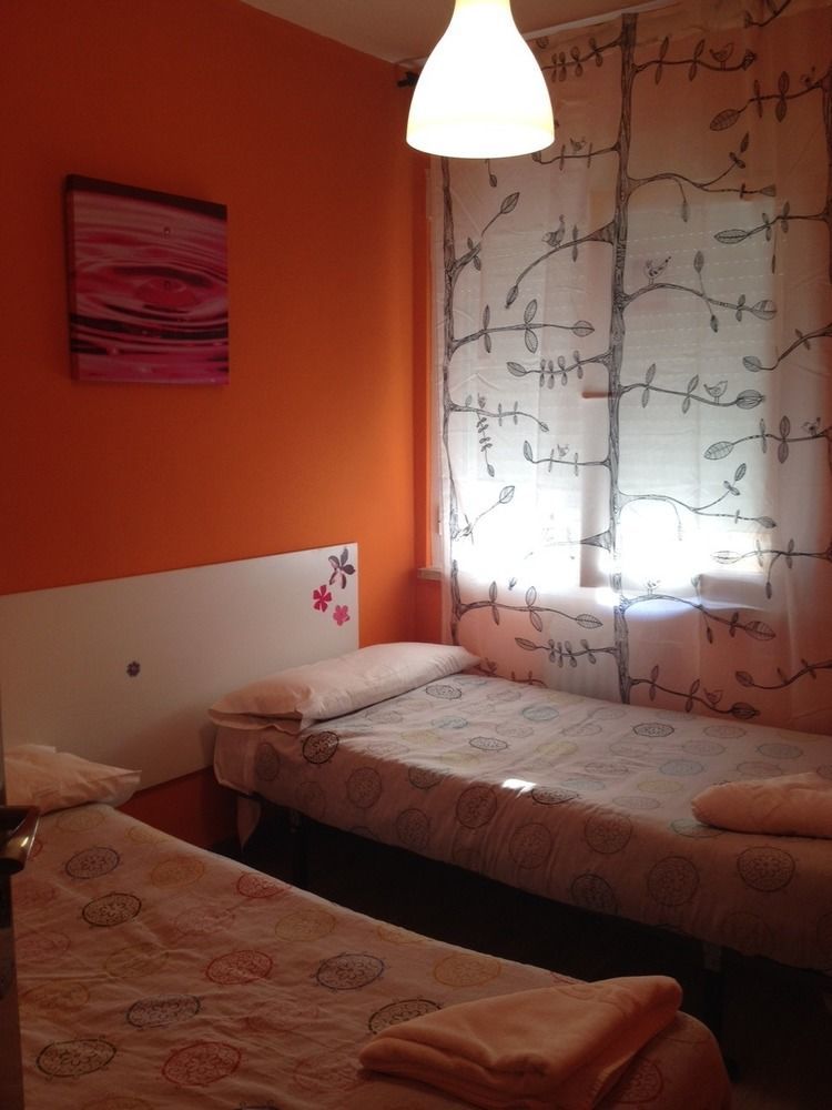 Arjori Rooms Hostal Salamanca Exterior foto