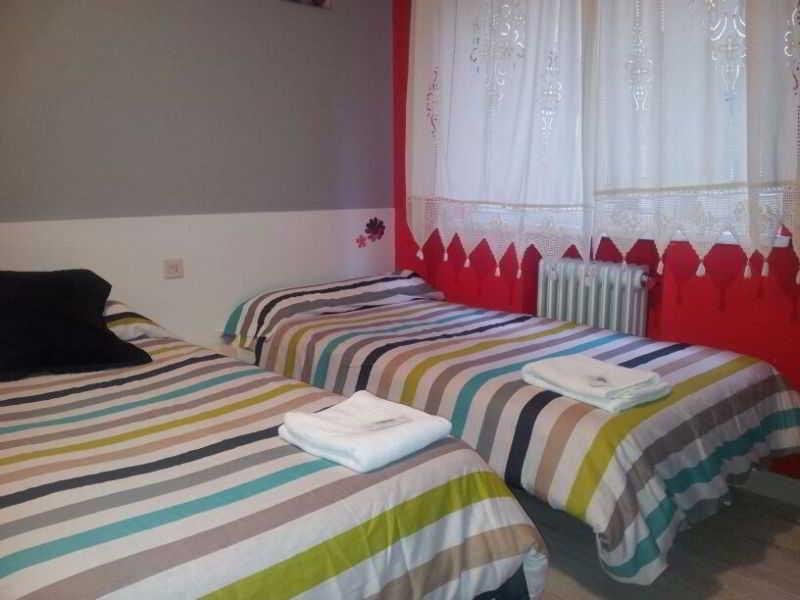 Arjori Rooms Hostal Salamanca Exterior foto