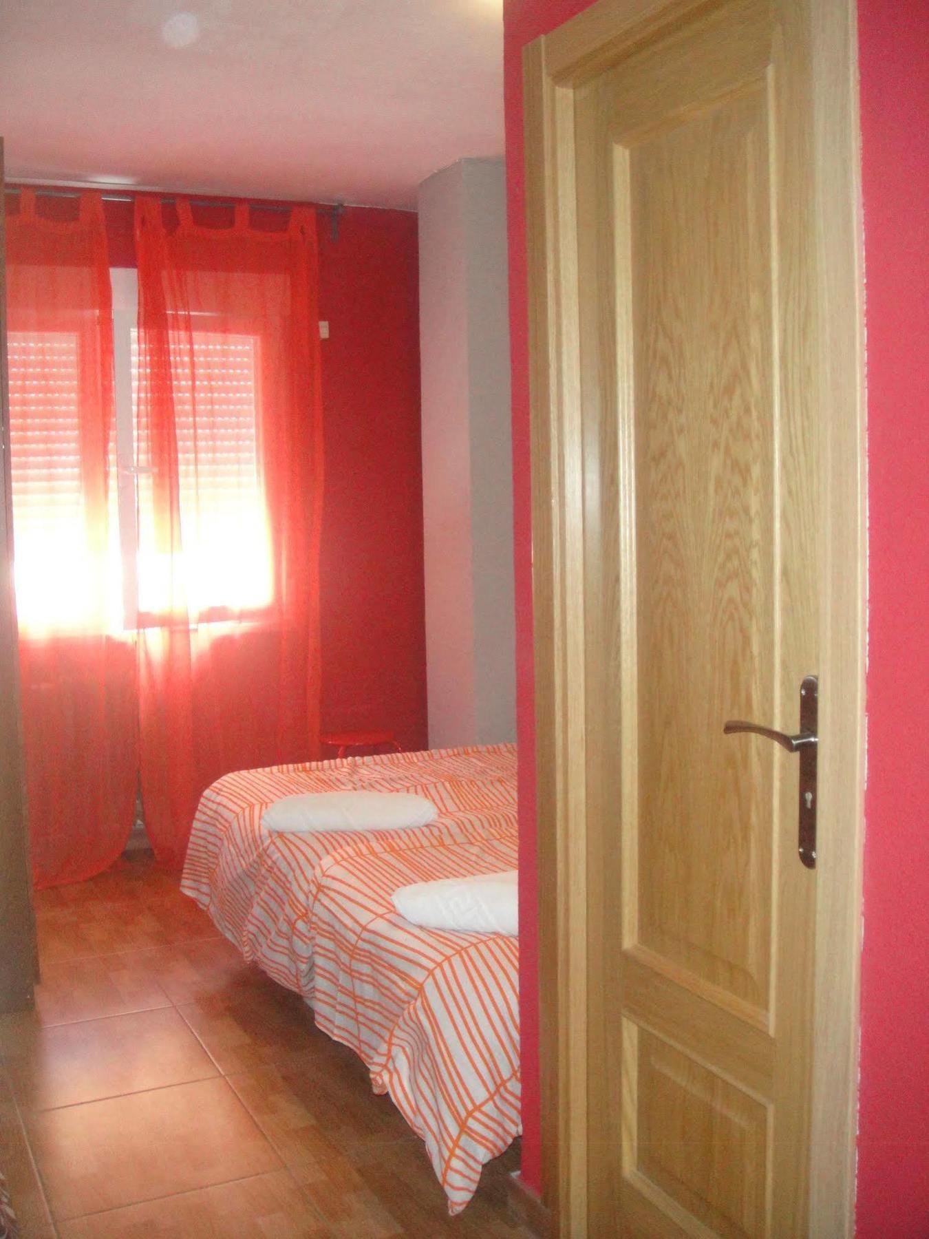 Arjori Rooms Hostal Salamanca Exterior foto